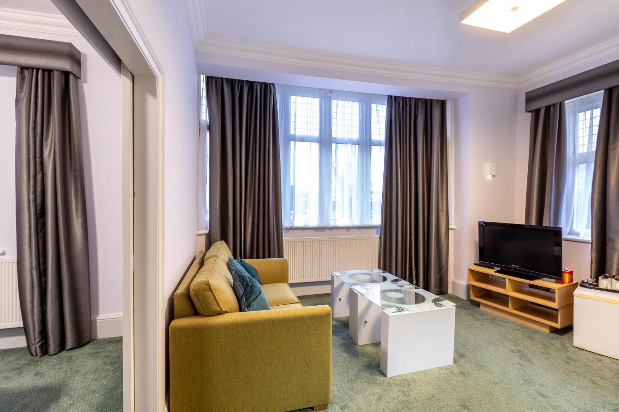 London Gatwick Inn 外观 照片