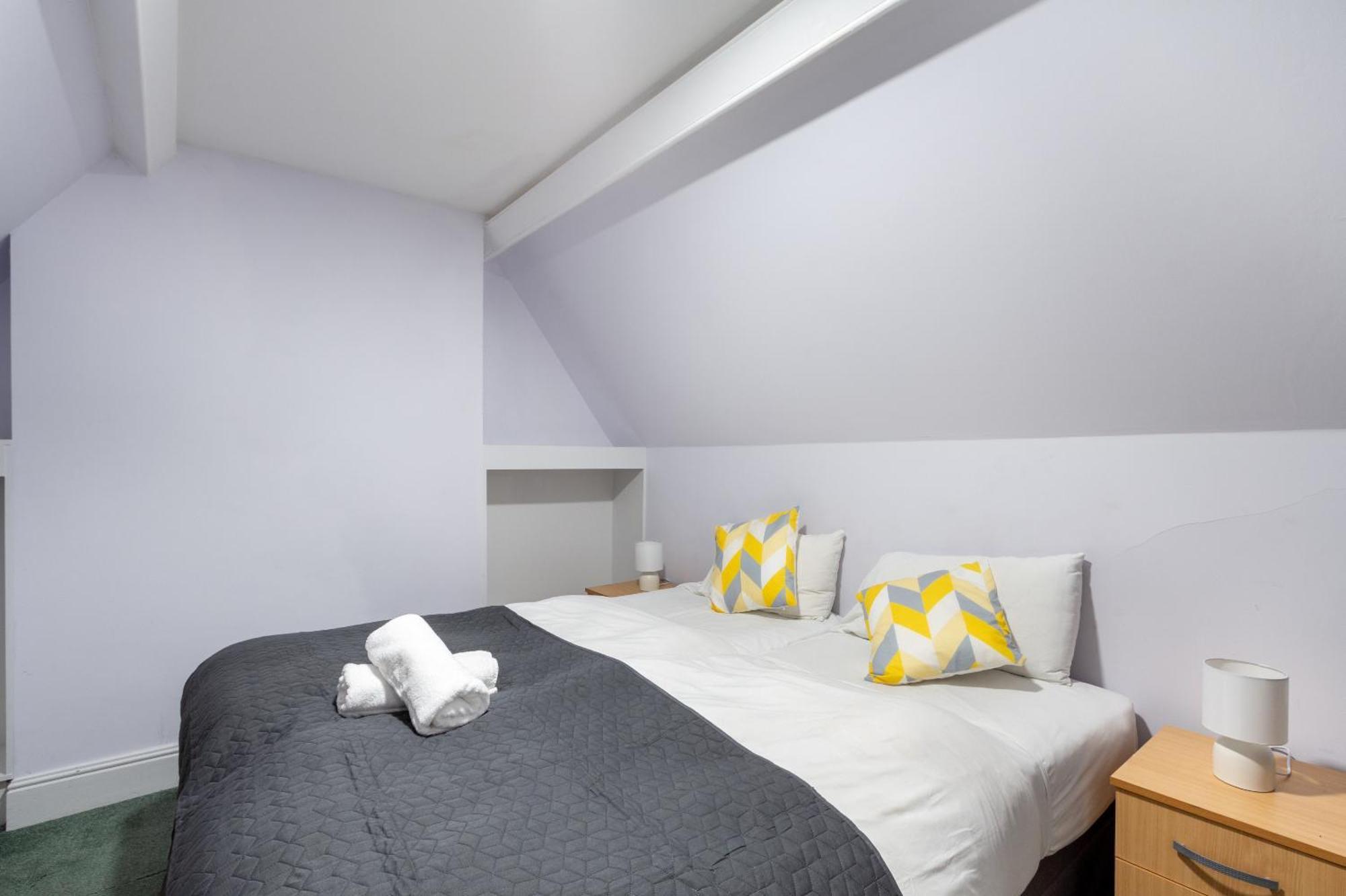 London Gatwick Inn 外观 照片