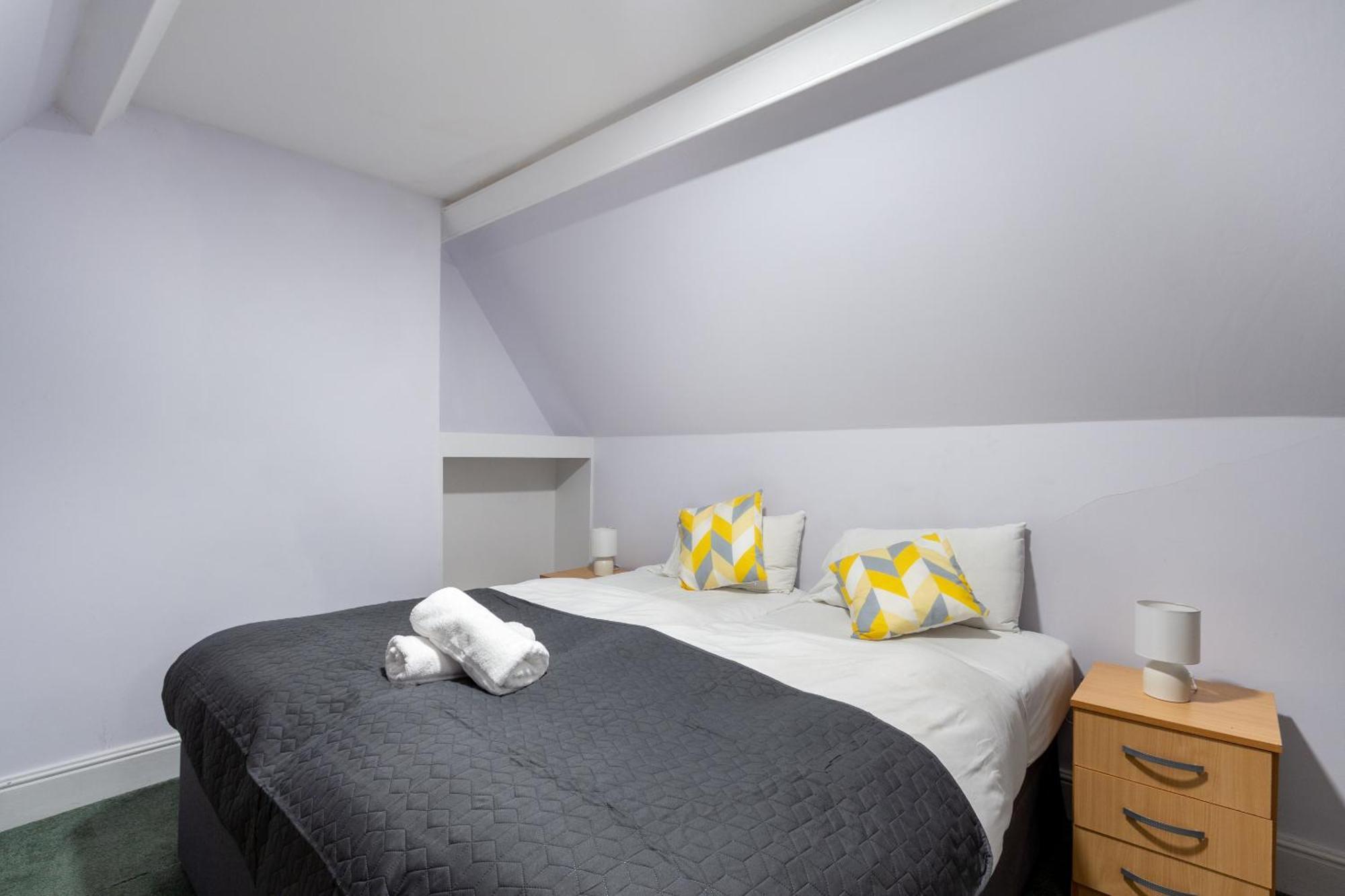 London Gatwick Inn 外观 照片
