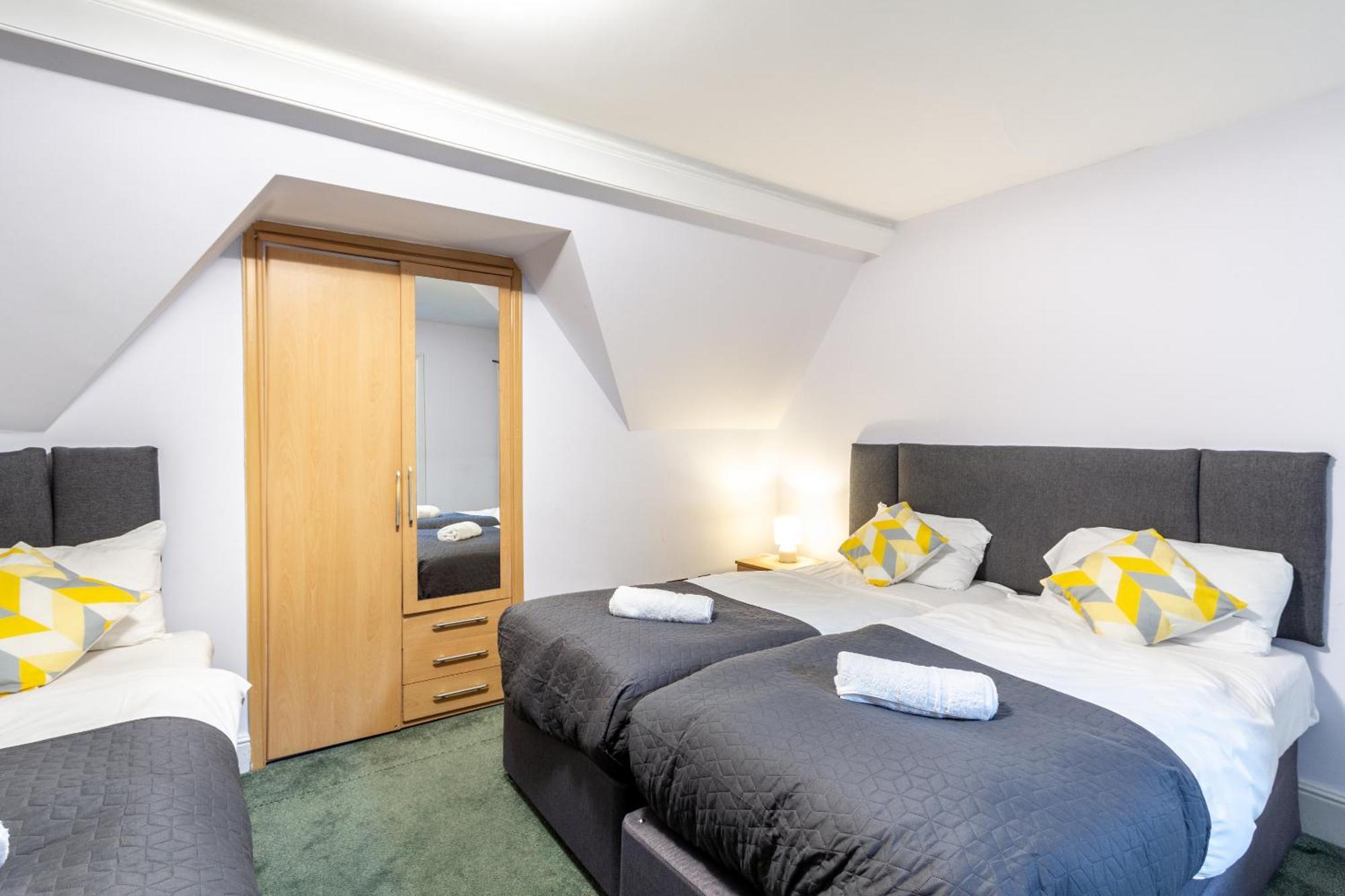 London Gatwick Inn 外观 照片