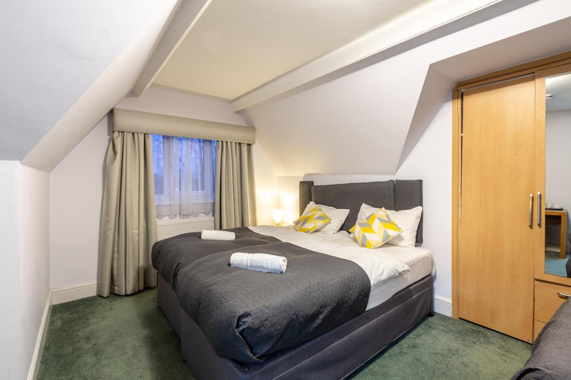 London Gatwick Inn 外观 照片