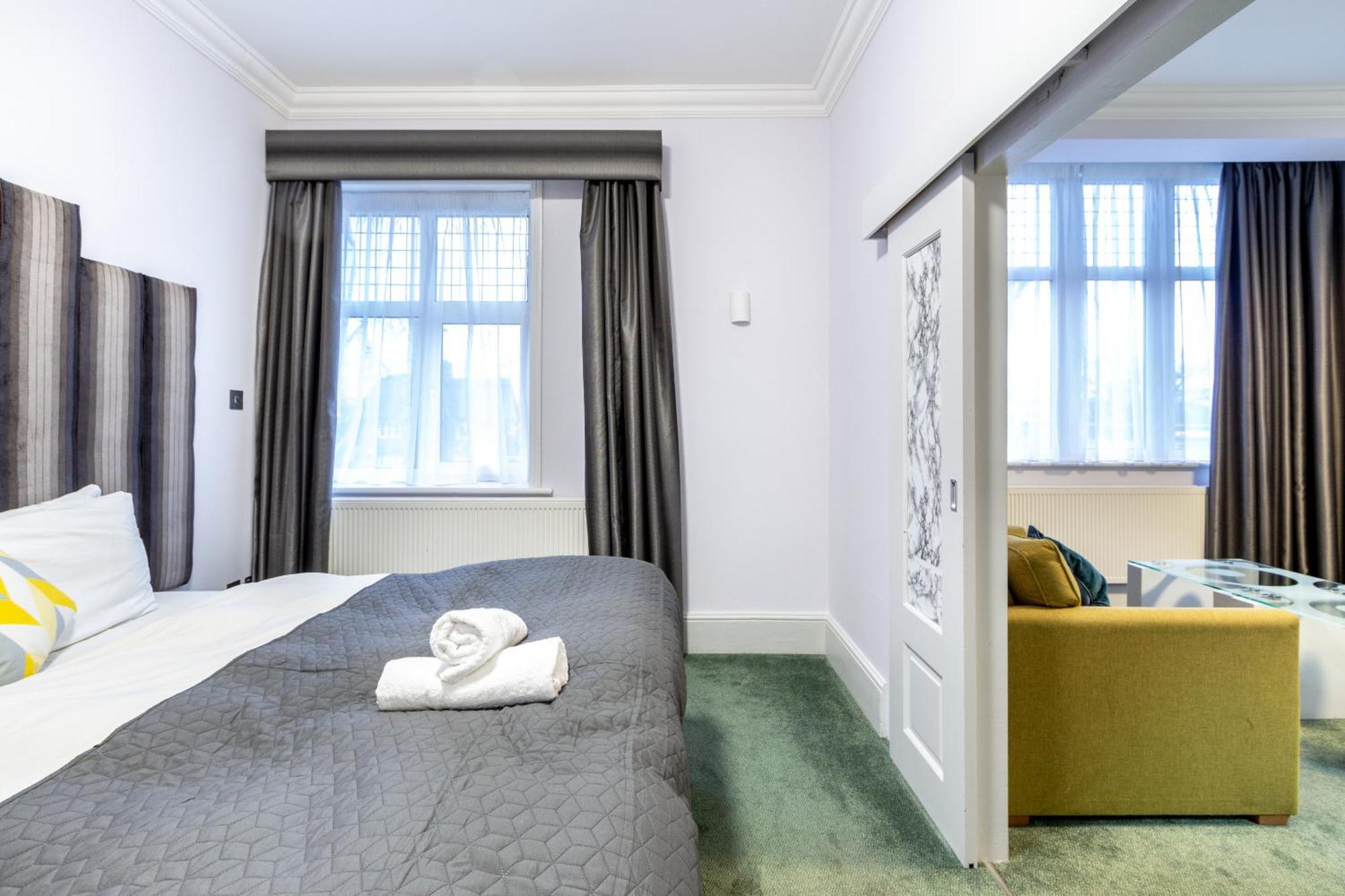 London Gatwick Inn 外观 照片