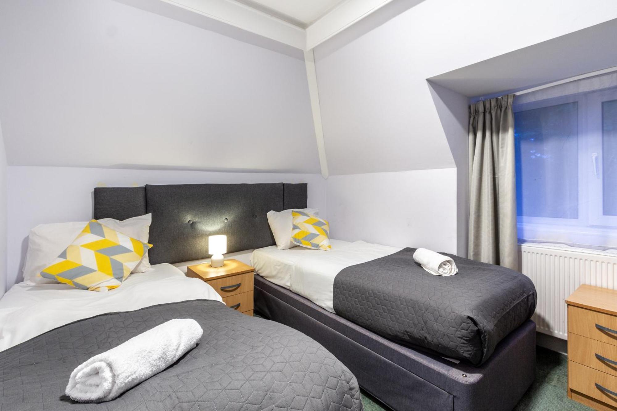 London Gatwick Inn 外观 照片