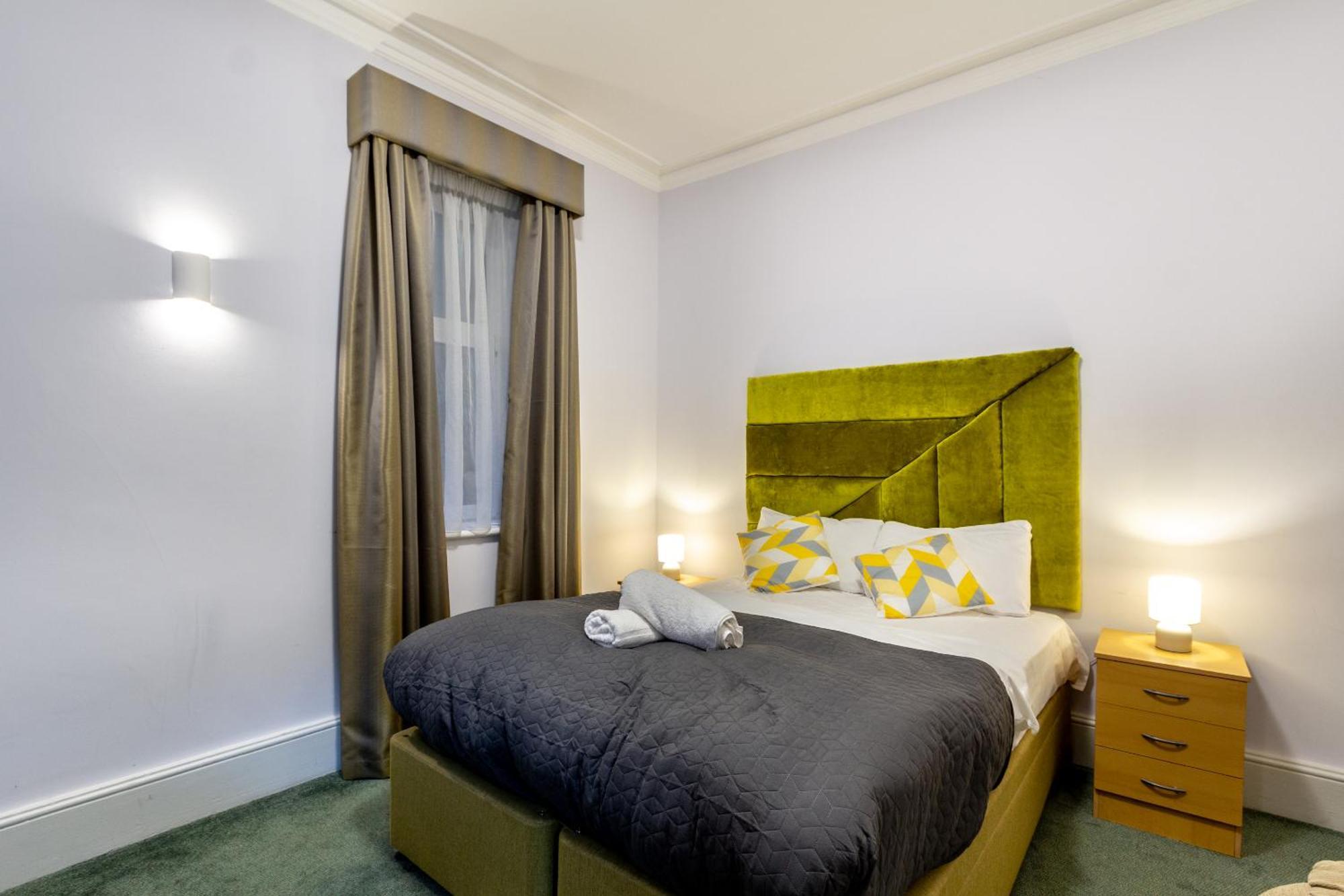 London Gatwick Inn 外观 照片